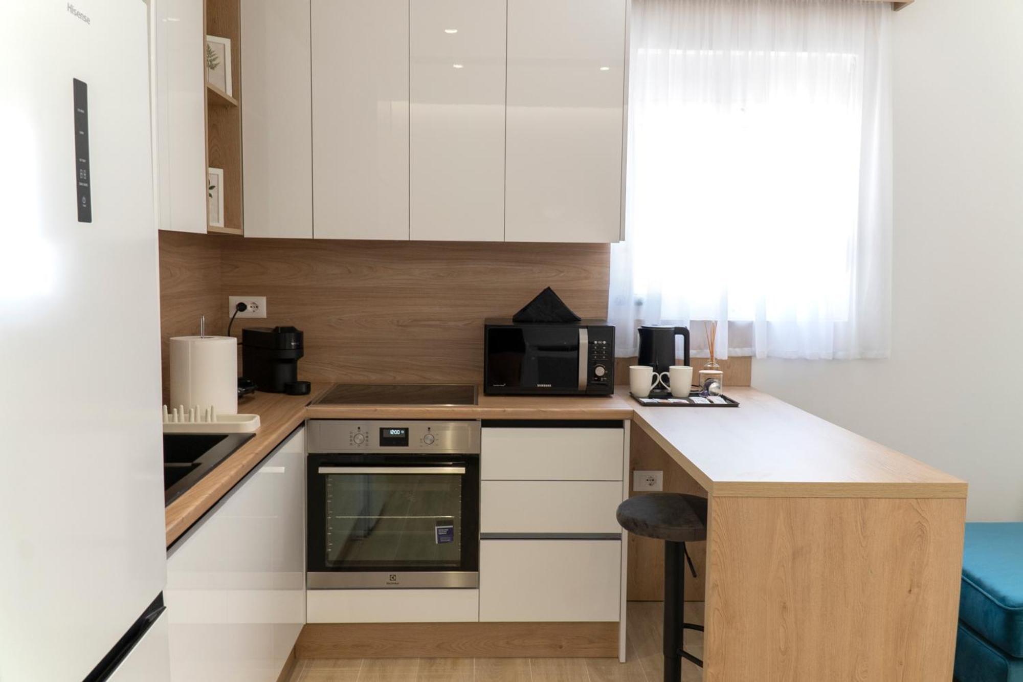 Mateo Apartments Саранда Экстерьер фото