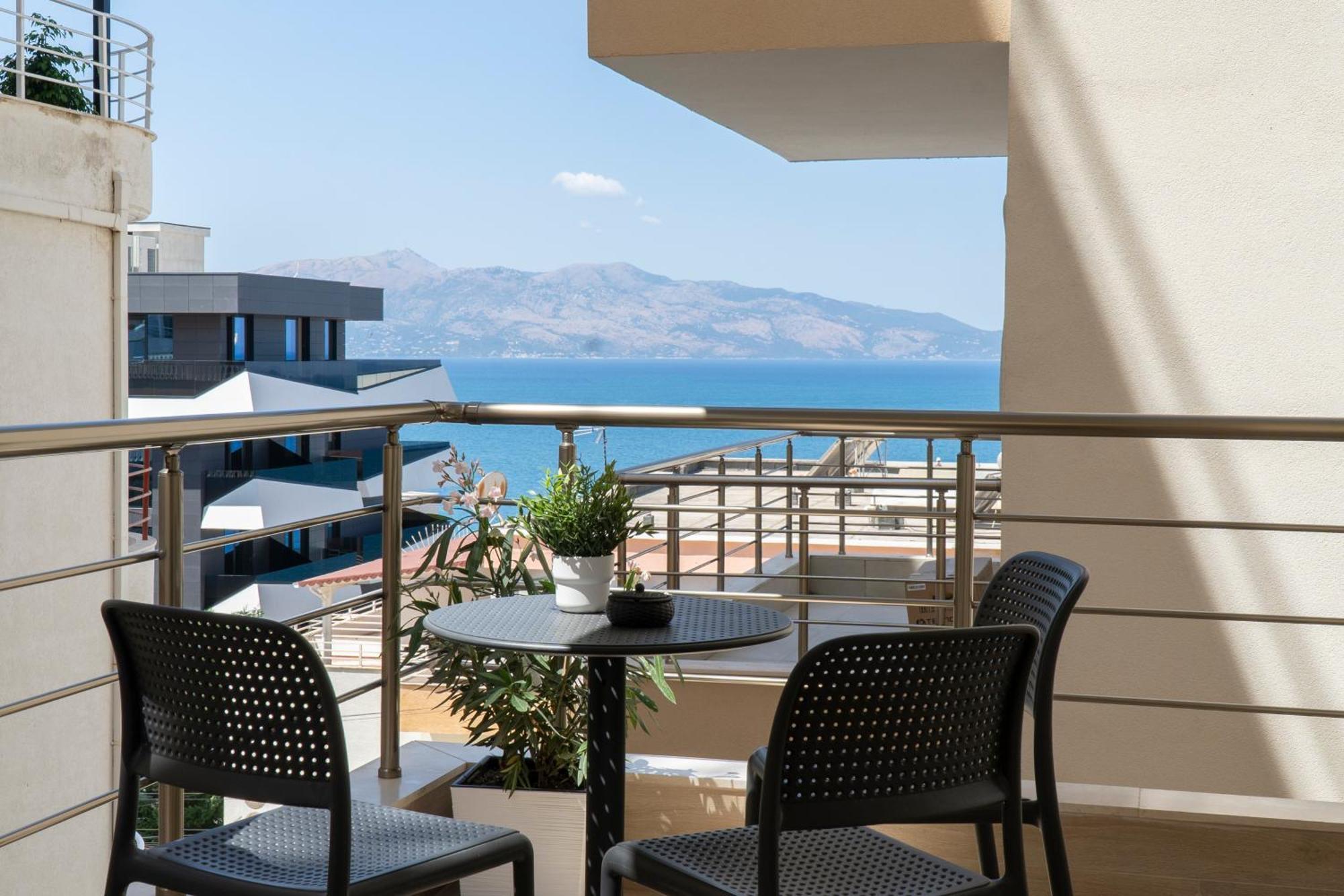 Mateo Apartments Саранда Экстерьер фото